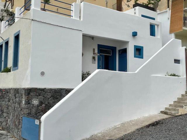 Villa Il Nido Di Rinella, Casa Sulla Spiaggia Leni Exterior foto