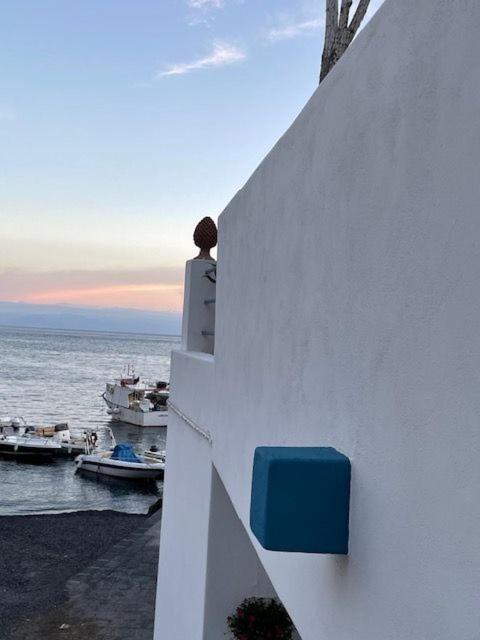 Villa Il Nido Di Rinella, Casa Sulla Spiaggia Leni Exterior foto