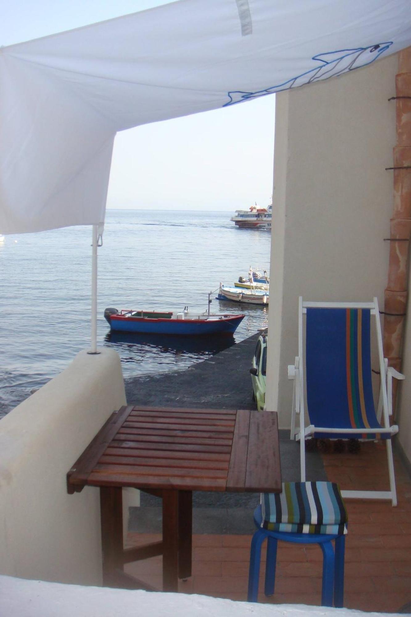 Villa Il Nido Di Rinella, Casa Sulla Spiaggia Leni Exterior foto